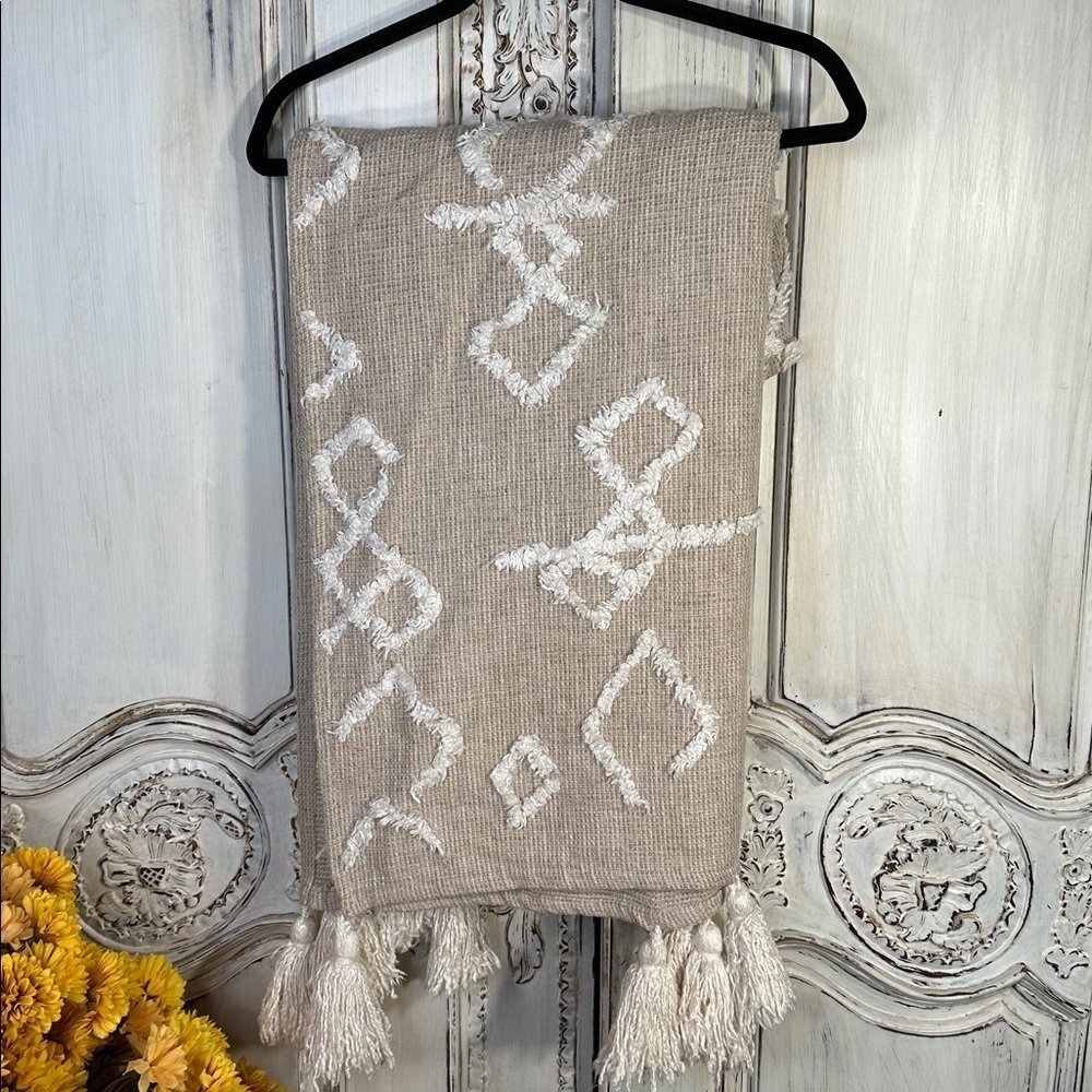 Urban Outfitters Boho Beige and White Tassel Throw Blanket